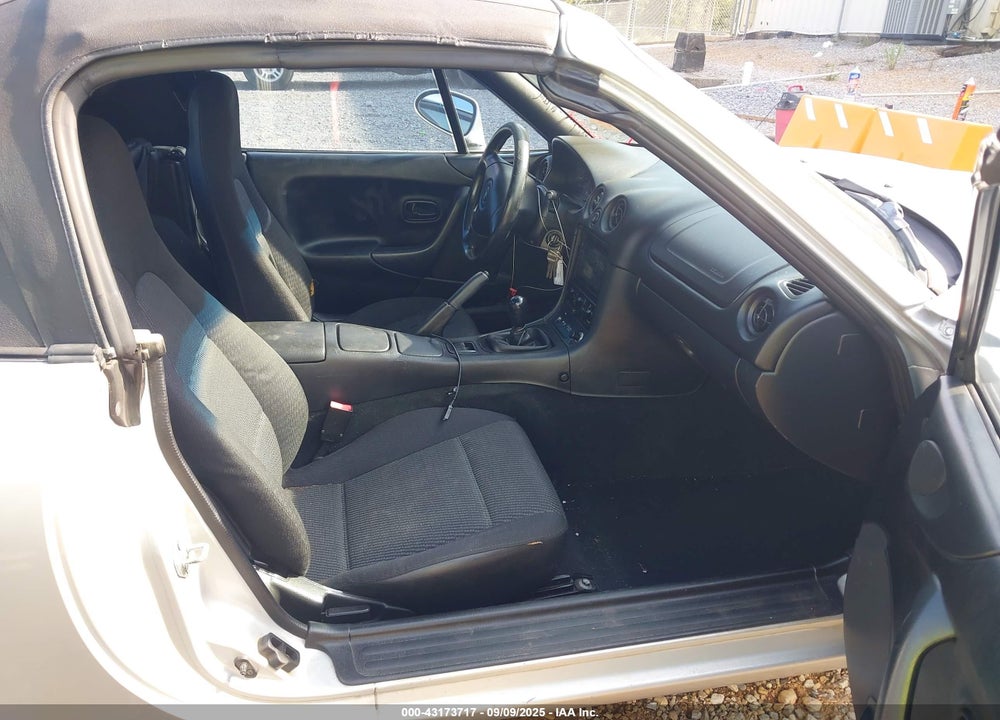 1999 MAZDA MX-5 MIATA LEATHER PKG/POPULAR EQUIPMENT PKG/SPORTS PKG/TOURING PKG VIN: JM1NB3532X0107405