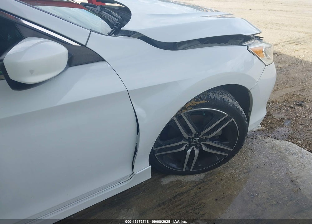 2017 HONDA ACCORD VIN: 1HGCR2F56HA008693