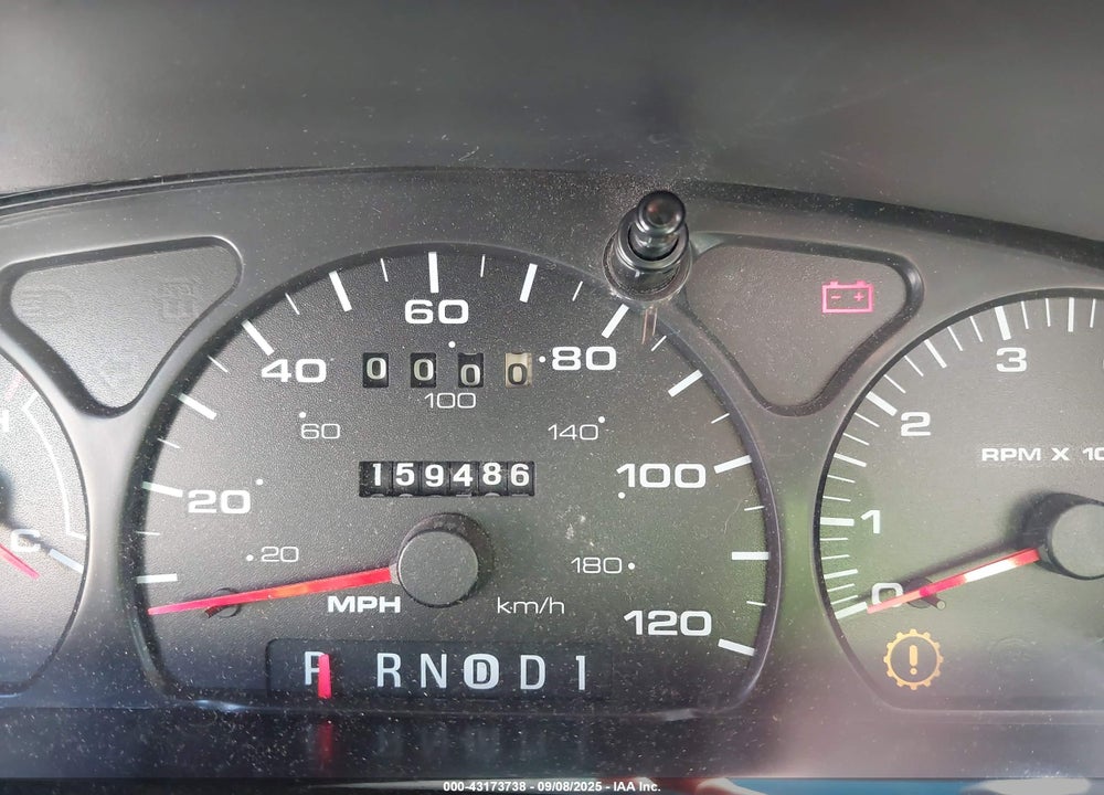 2002 FORD TAURUS SE VIN: 1FAFP53U82A118575