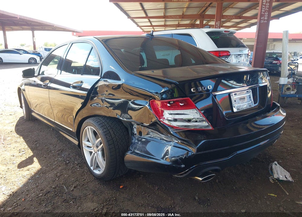 2014 MERCEDES-BENZ C 300 SPORT 4MATIC VIN: WDDGF8AB5EA960269