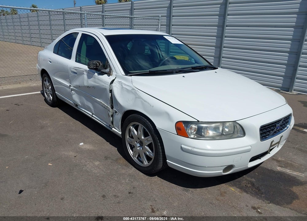 2006 VOLVO S60 2.5T VIN: YV1RS592862544658