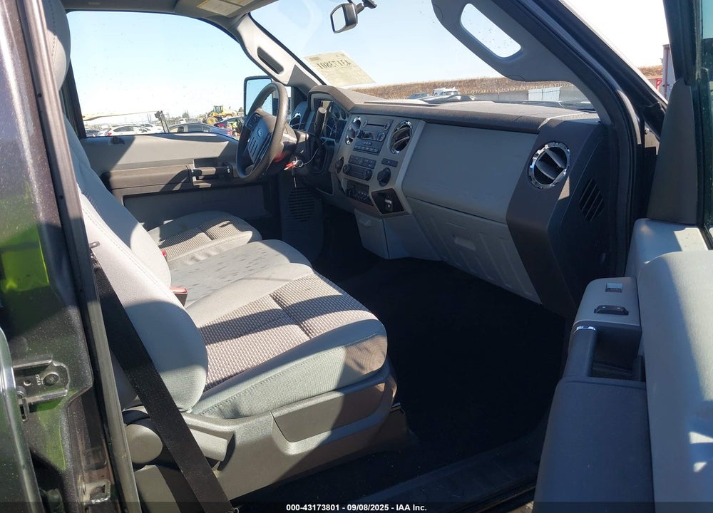 2016 FORD F-250 VIN: 1FT7W2B65GEC13582