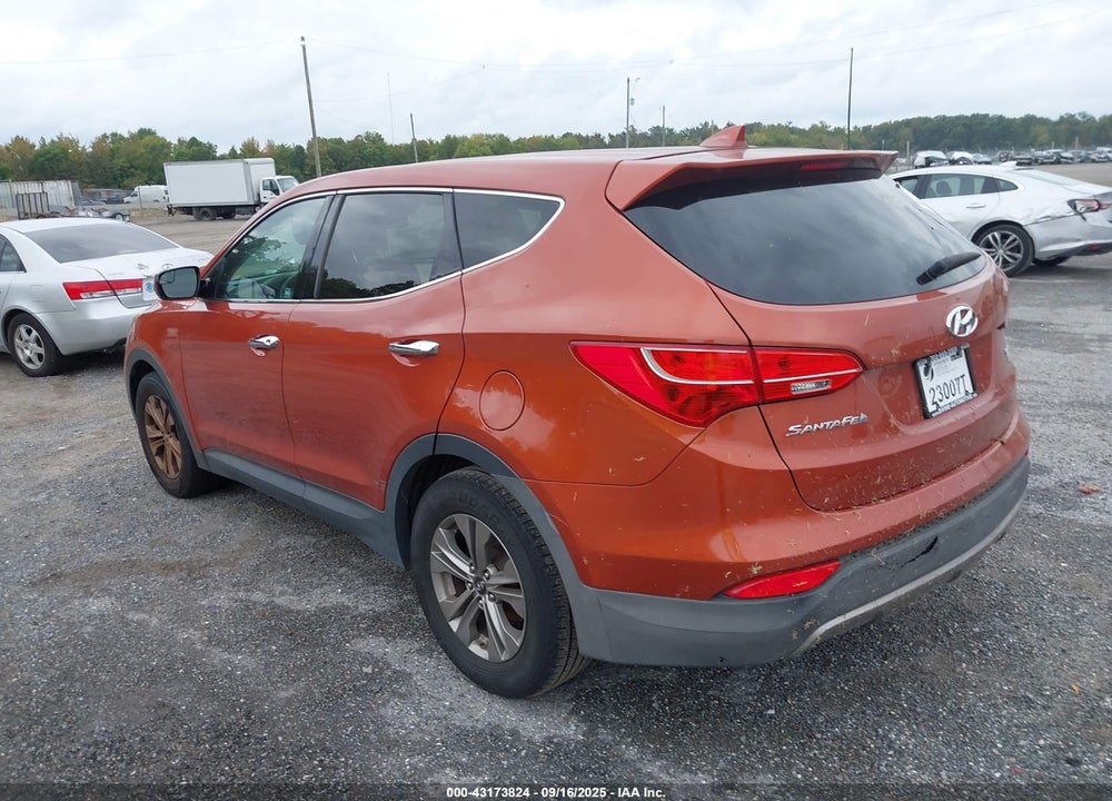 2016 HYUNDAI SANTA FE SPORT 2.4L VIN: 5XYZTDLB4GG352635