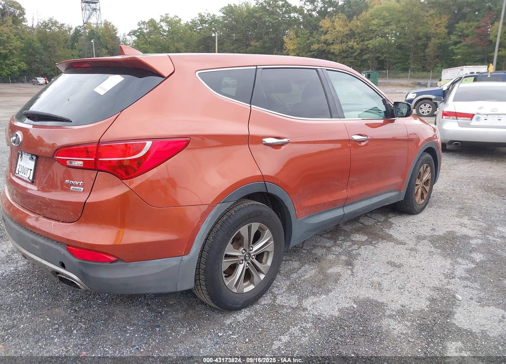 2016 HYUNDAI SANTA FE SPORT 2.4L VIN: 5XYZTDLB4GG352635