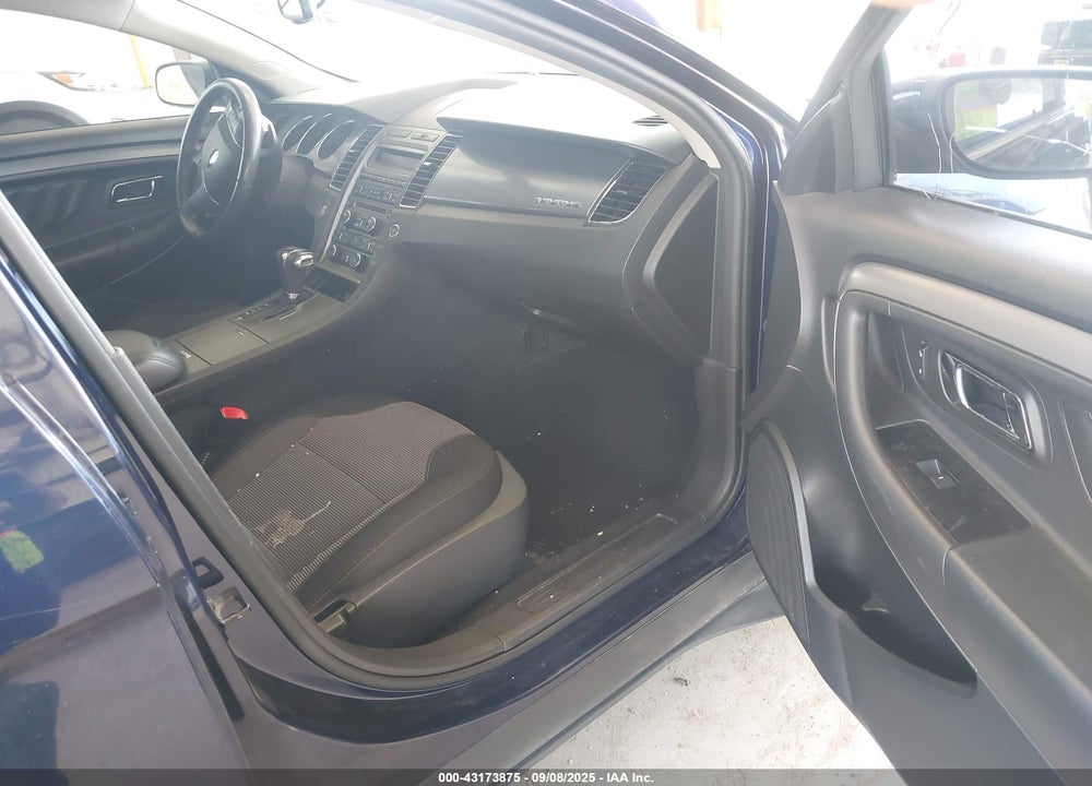 2011 FORD TAURUS VIN: 1FAHP2HW9BG149641