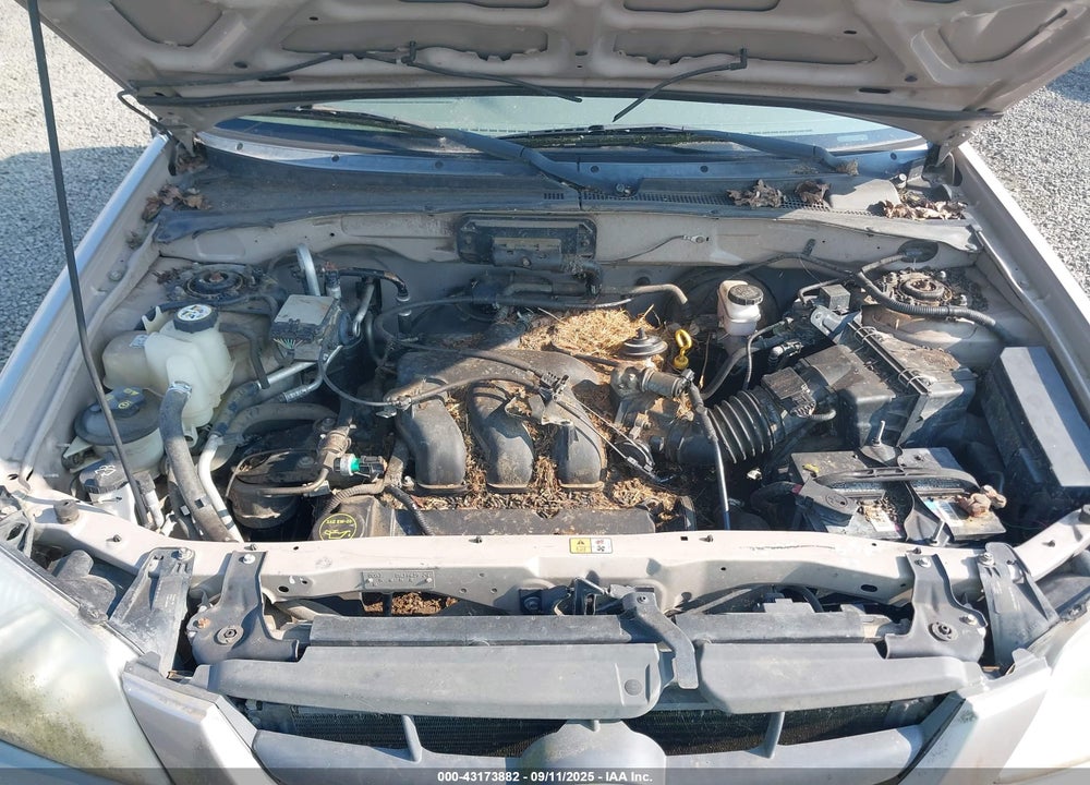 2001 MAZDA TRIBUTE ES V6/LX V6 VIN: 4F2YU08161KM17715