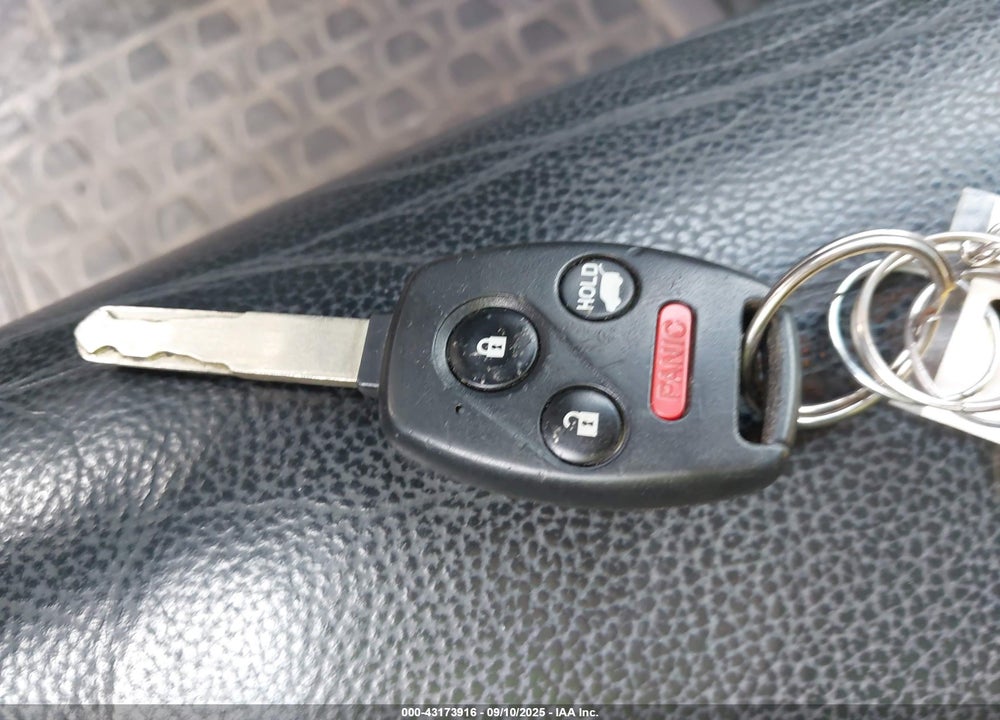 2012 HONDA PILOT VIN: 5FNYF4H96CB012171