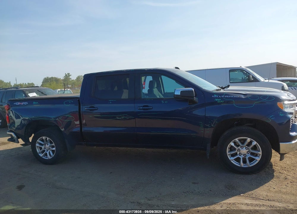 2022 CHEVROLET SILVERADO 1500 4WD STANDARD BED LT VIN: 2GCUDDED5N1510414