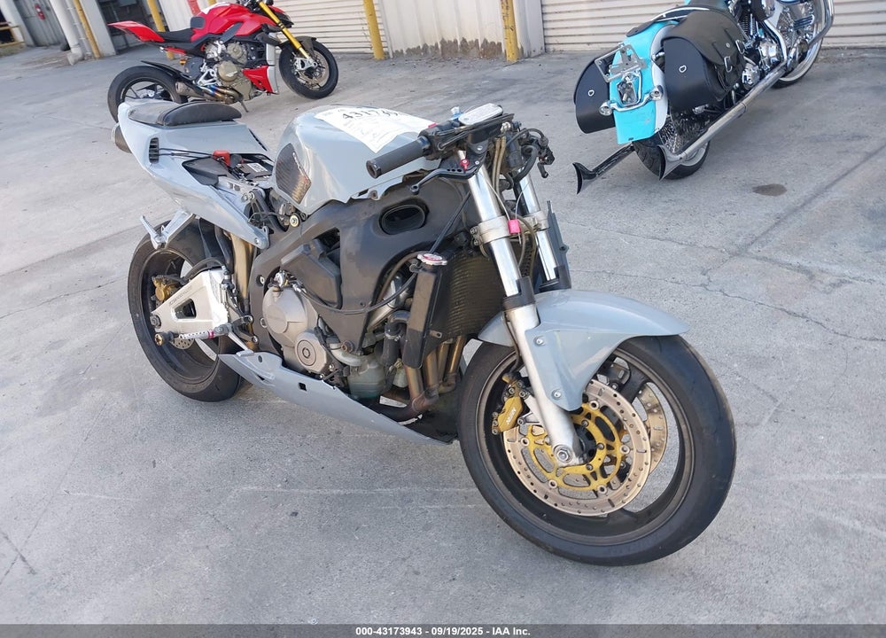 2003 HONDA CBR600 RR VIN: JH2PC37163M000885
