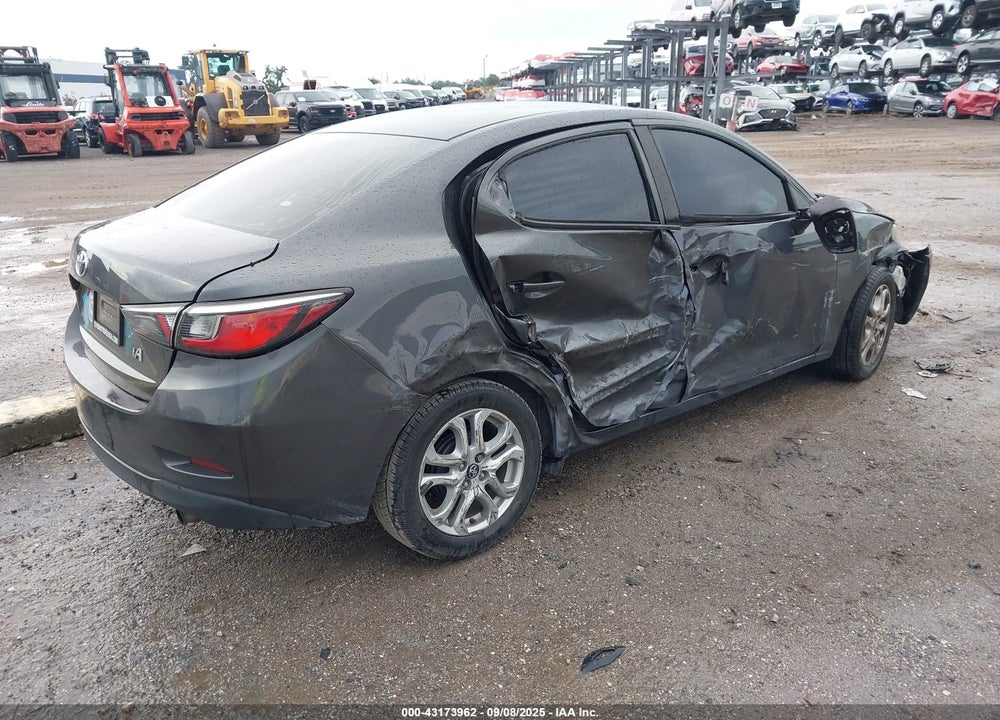 2018 TOYOTA YARIS VIN: 3MYDLBYV9JY329910