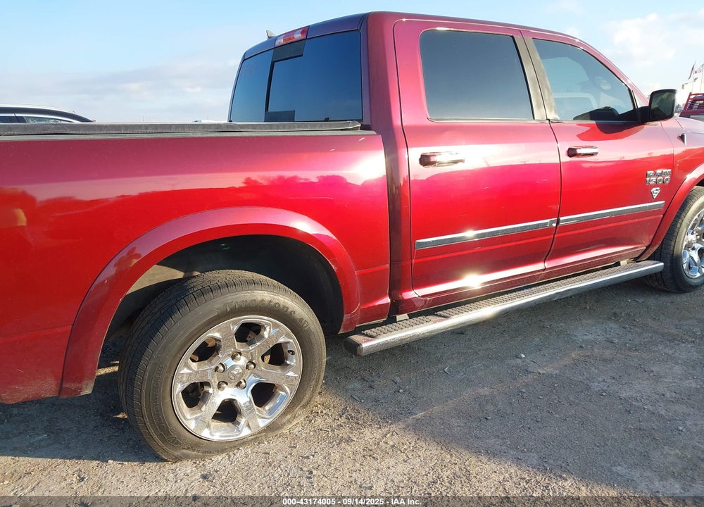 2018 RAM 1500 VIN: 1C6RR6NT8JS119947