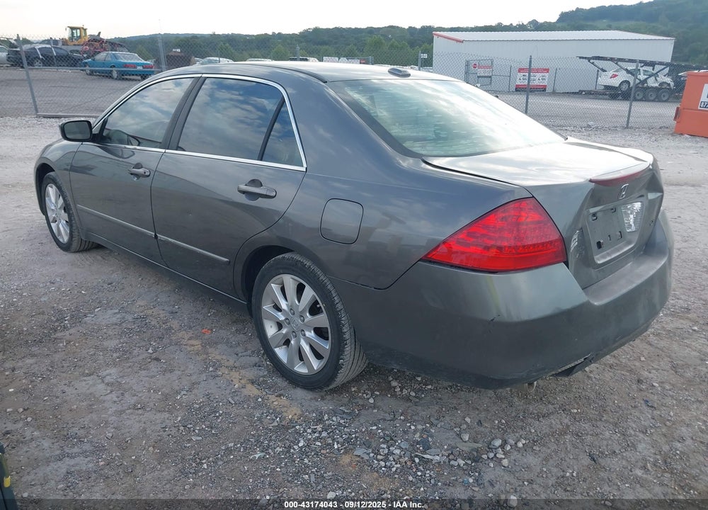 2006 HONDA ACCORD SDN EX-L V6 VIN: 1HGCM66526A055738