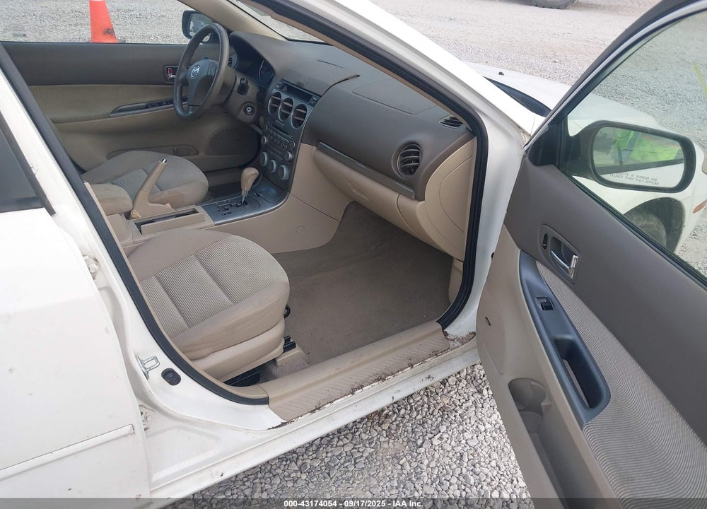 2004 MAZDA 6 S VIN: 1YVFP82D845N56838