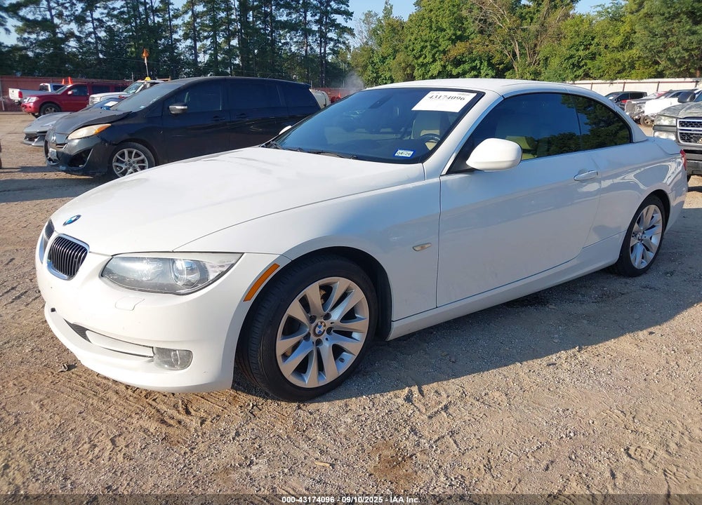 2013 BMW 3 SERIES VIN: WBADW3C52DJ527740