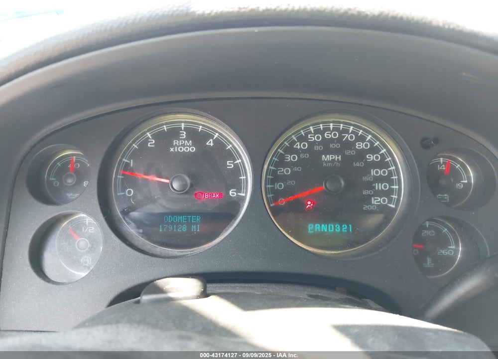 2008 CHEVROLET AVALANCHE 1500 LS VIN: 3GNEC12008G258839