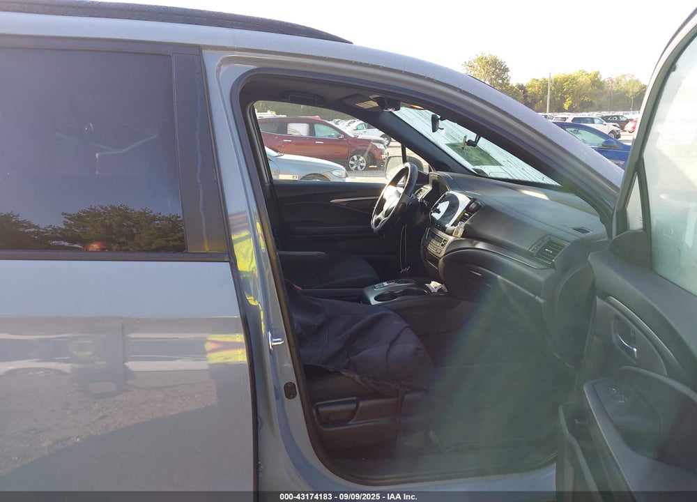 2022 HONDA PILOT VIN: 5FNYF6H33NB090370