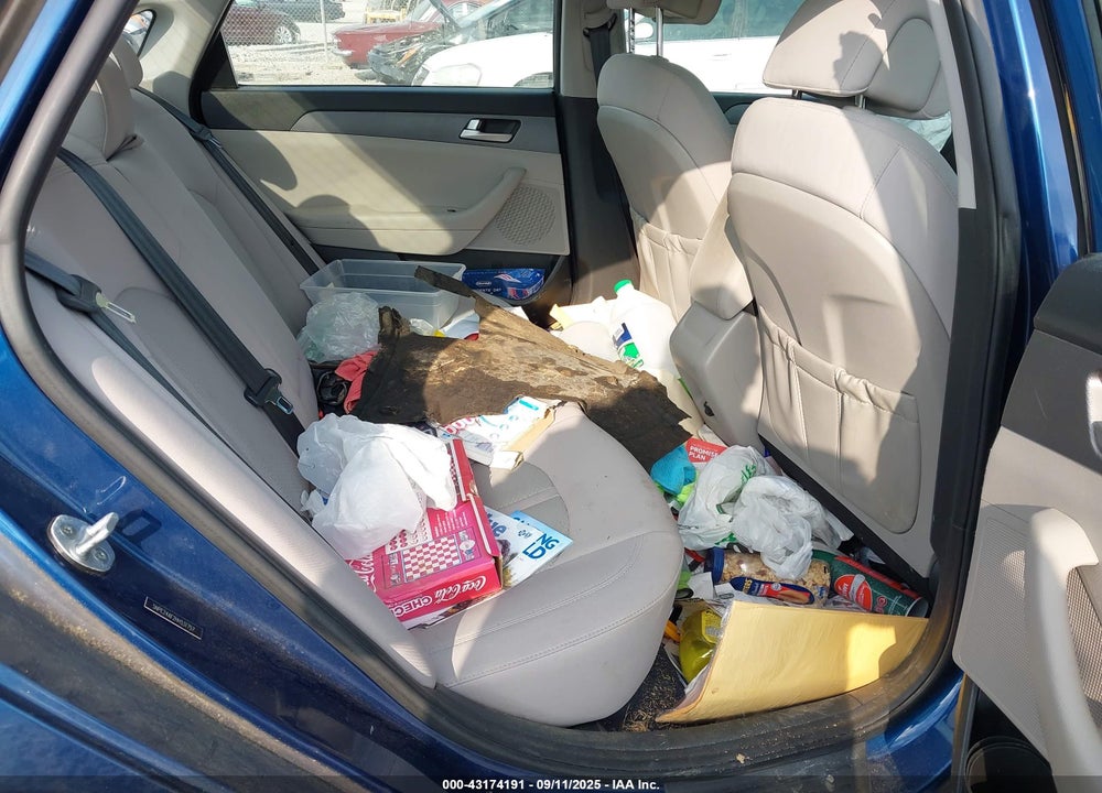 2017 HYUNDAI SONATA VIN: 5NPE24AF2HH531757