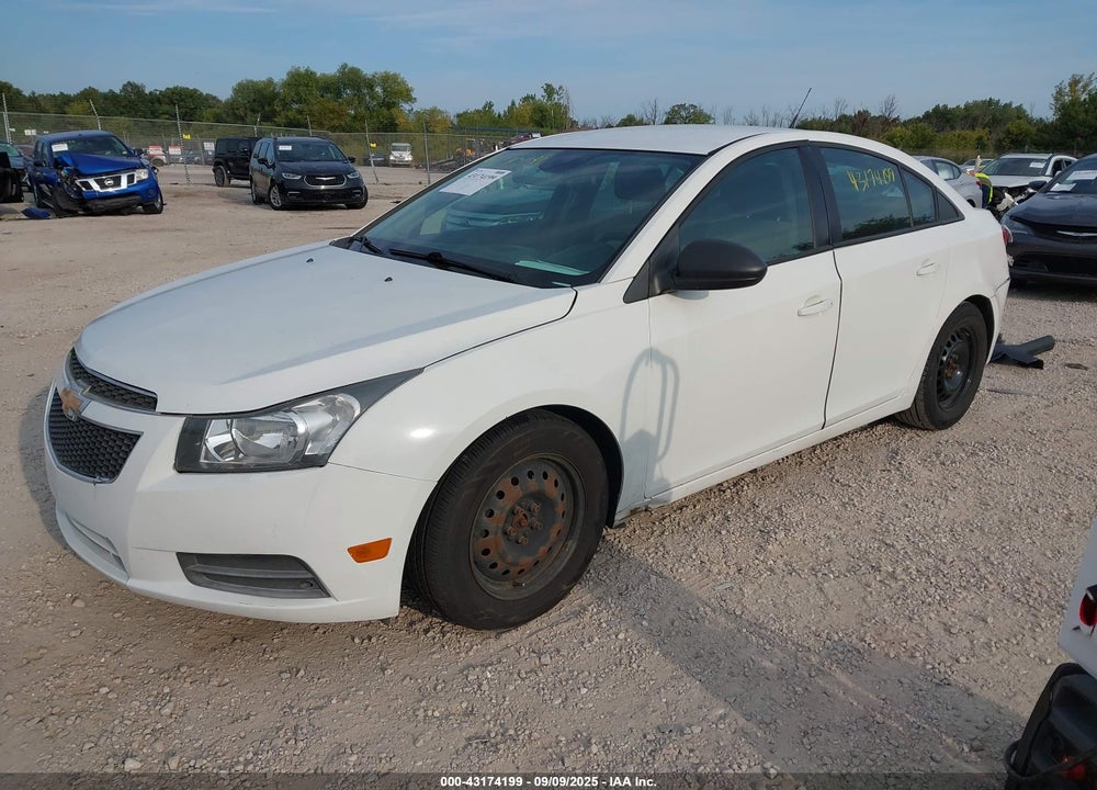 2014 CHEVROLET CRUZE VIN: 1G1PA5SH7E7182881