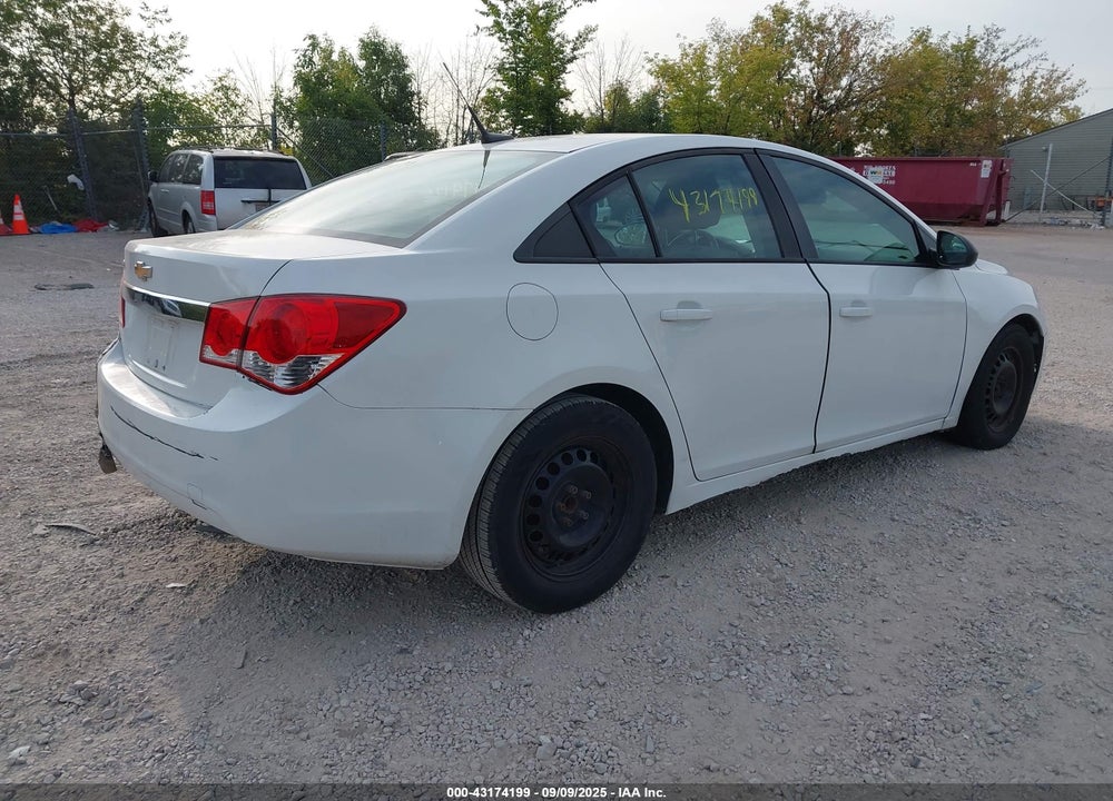2014 CHEVROLET CRUZE VIN: 1G1PA5SH7E7182881