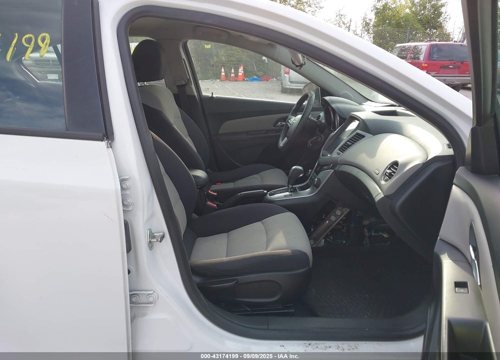 2014 CHEVROLET CRUZE VIN: 1G1PA5SH7E7182881
