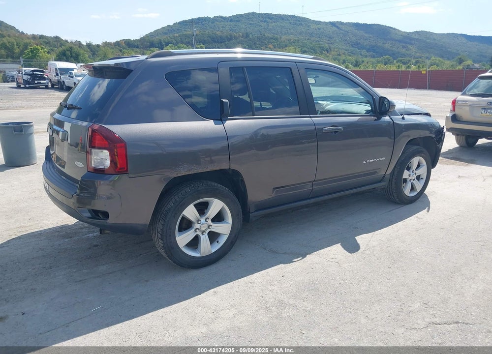 2014 JEEP COMPASS VIN: 1C4NJDEB0ED865412