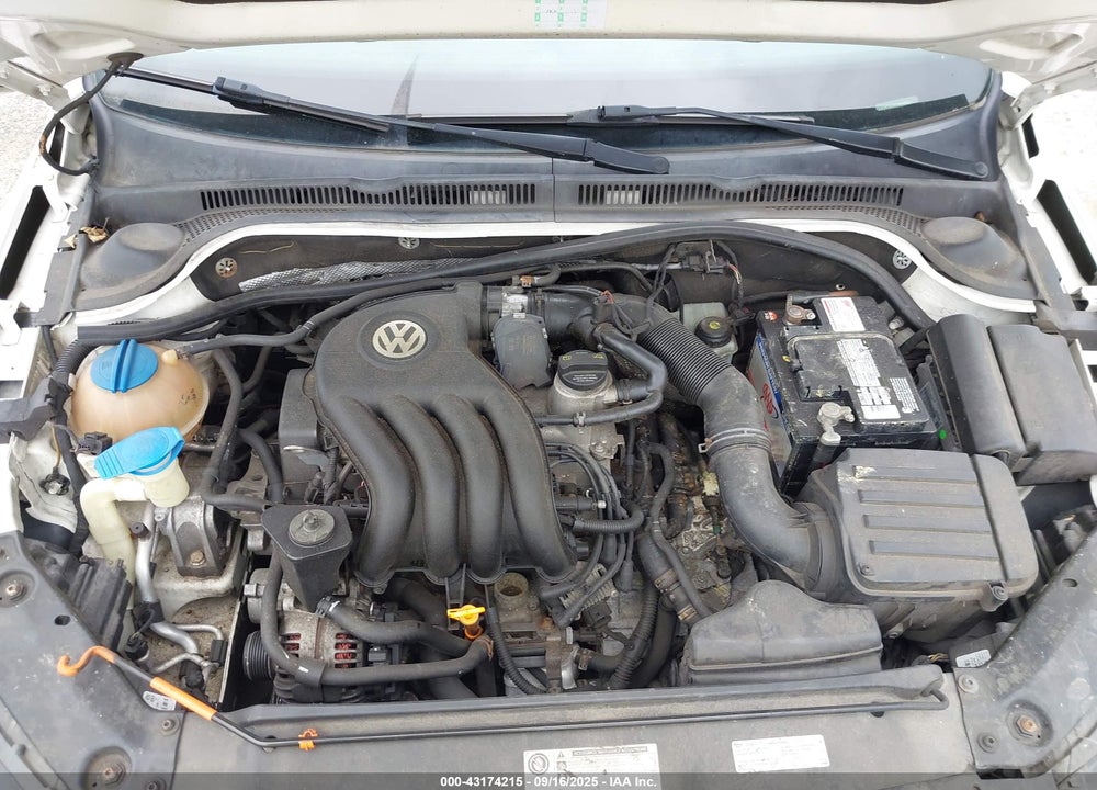 2012 VOLKSWAGEN JETTA VIN: 3VW2K7AJXCM389327