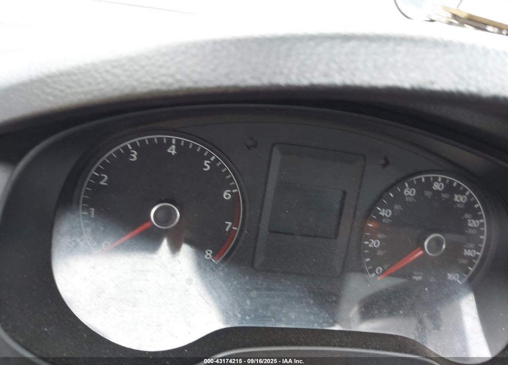 2012 VOLKSWAGEN JETTA VIN: 3VW2K7AJXCM389327
