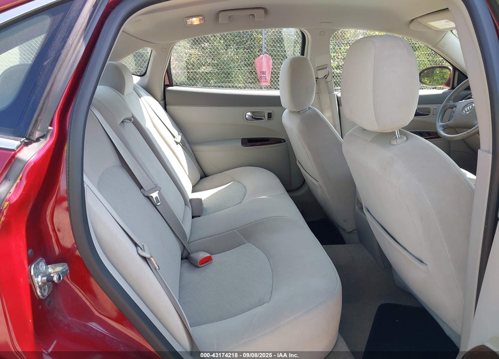 2009 BUICK LACROSSE VIN: 2G4WC582091110922