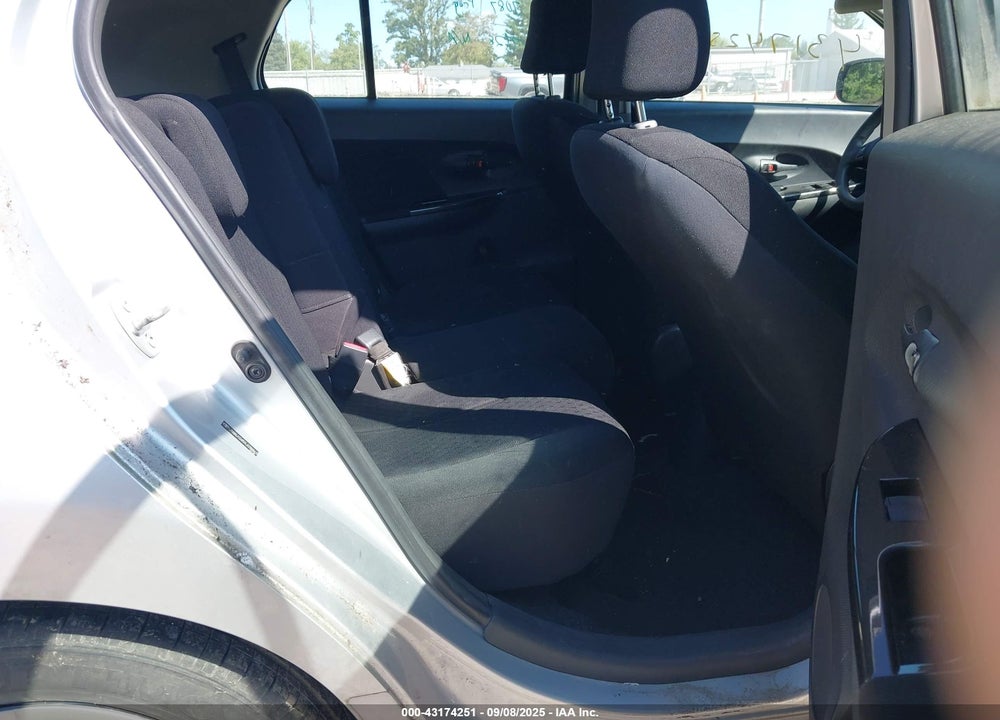2009 SCION XD VIN: JTKKU10459J038863