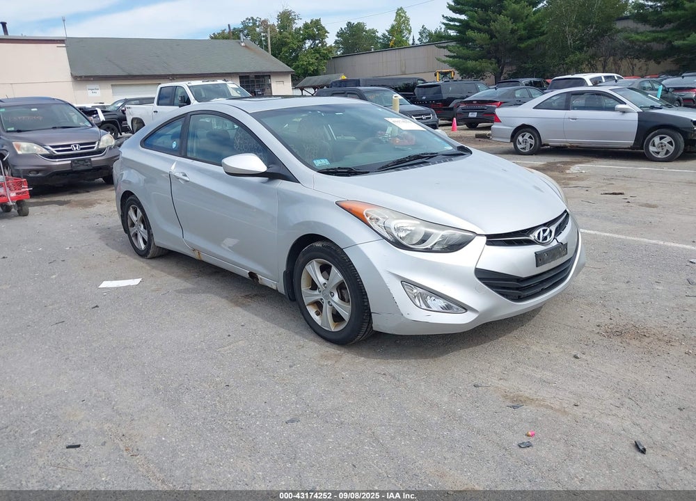 2013 HYUNDAI ELANTRA GS VIN: KMHDH6AE2DU010627