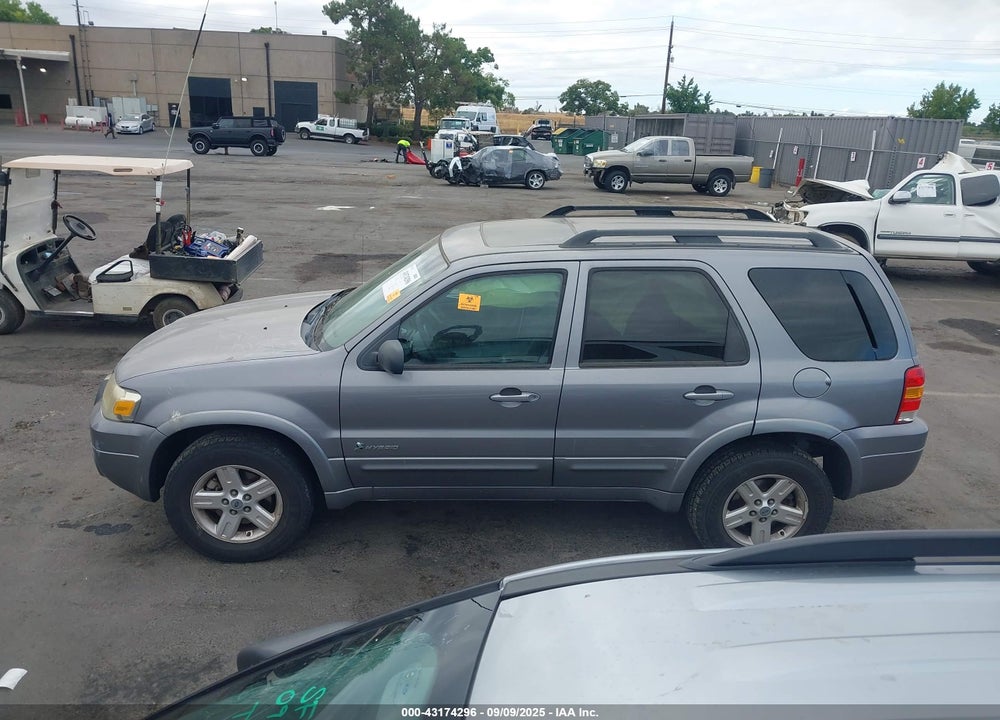 2007 FORD ESCAPE HYBRID VIN: 1FMCU59H27KA67197