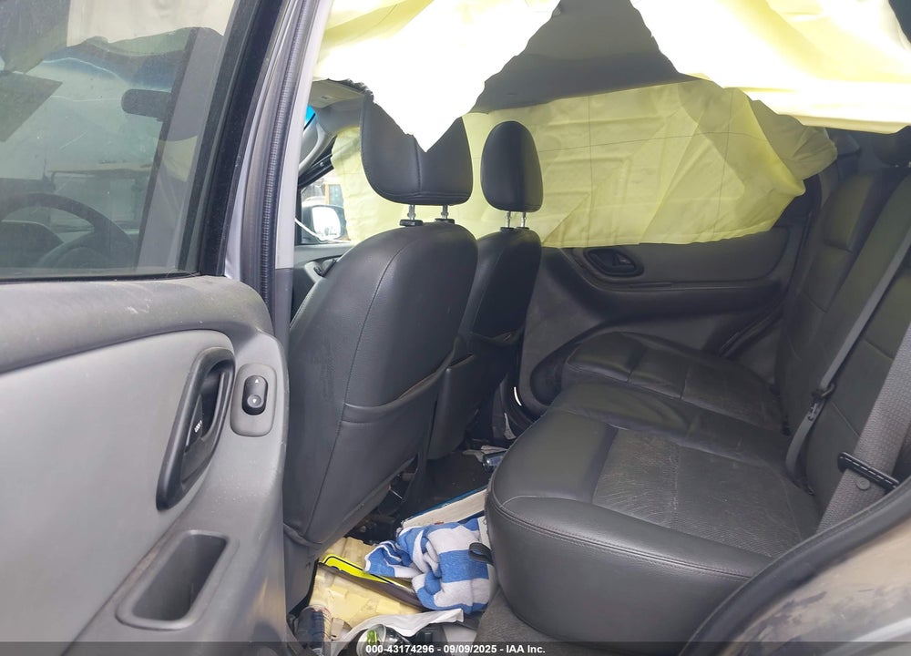 2007 FORD ESCAPE HYBRID VIN: 1FMCU59H27KA67197