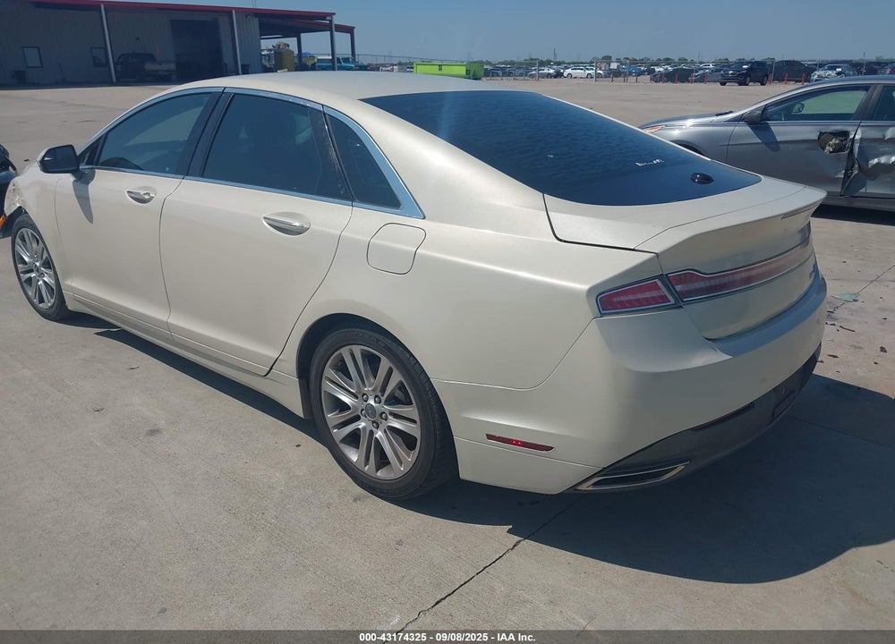 2014 LINCOLN MKZ VIN: 3LN6L2GK5ER807525