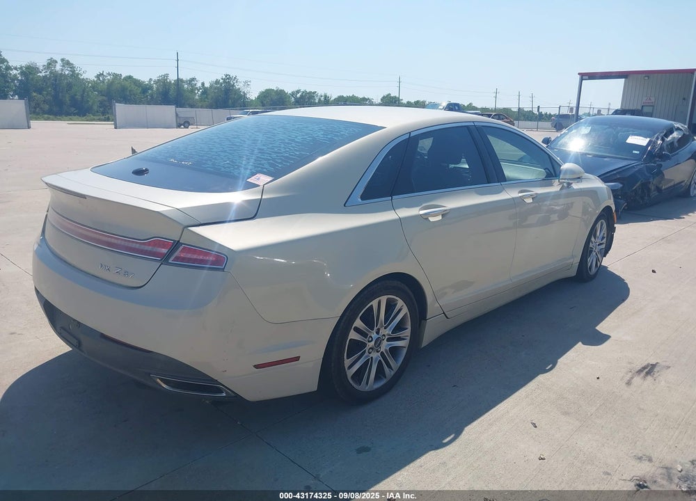 2014 LINCOLN MKZ VIN: 3LN6L2GK5ER807525