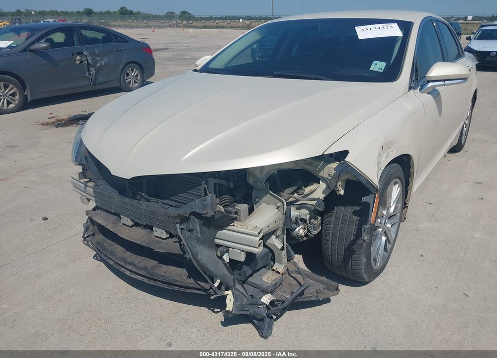 2014 LINCOLN MKZ VIN: 3LN6L2GK5ER807525