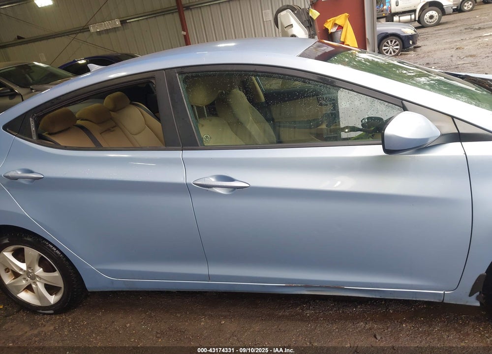 2013 HYUNDAI ELANTRA VIN: KMHDH4AE6DU626738
