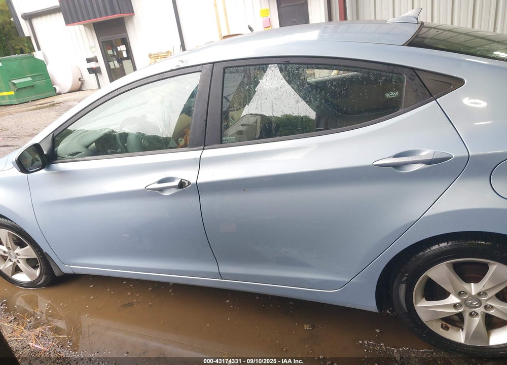 2013 HYUNDAI ELANTRA VIN: KMHDH4AE6DU626738