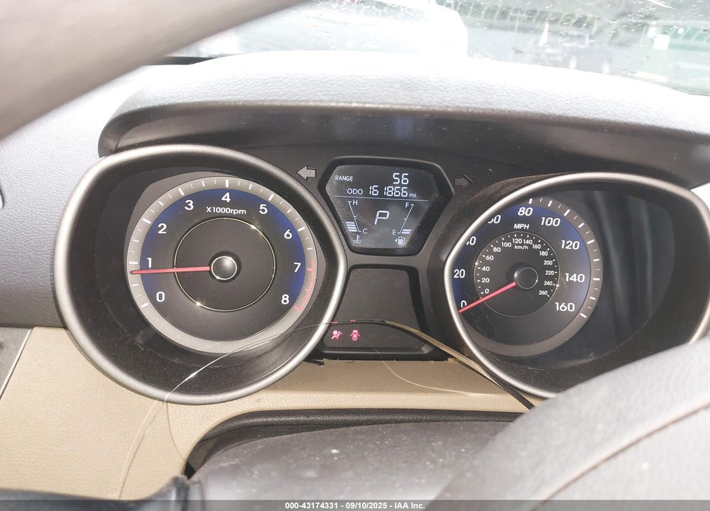 2013 HYUNDAI ELANTRA VIN: KMHDH4AE6DU626738