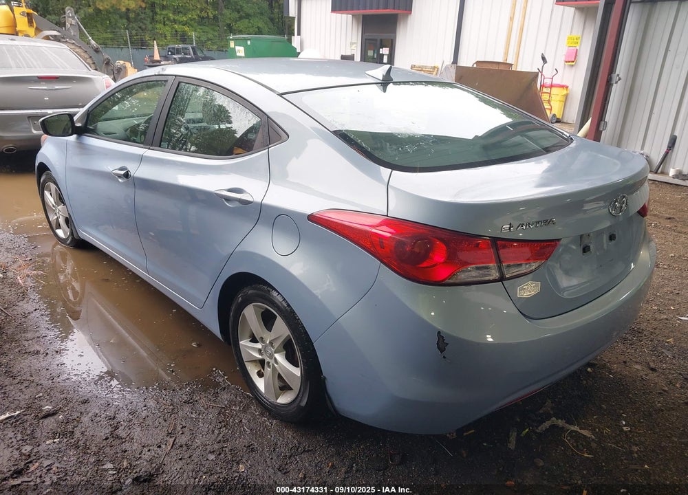 2013 HYUNDAI ELANTRA VIN: KMHDH4AE6DU626738