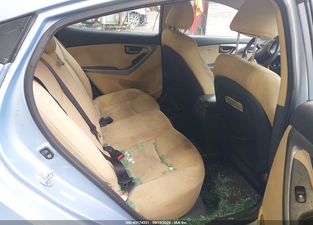 2013 HYUNDAI ELANTRA VIN: KMHDH4AE6DU626738
