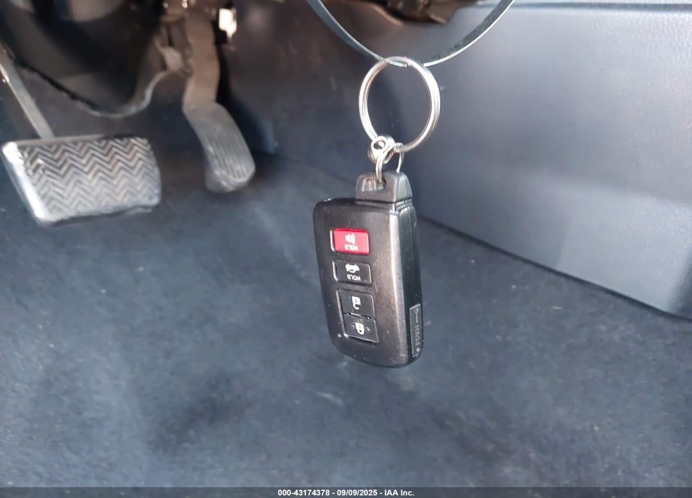 2017 TOYOTA COROLLA VIN: 2T1BURHE6HC955212