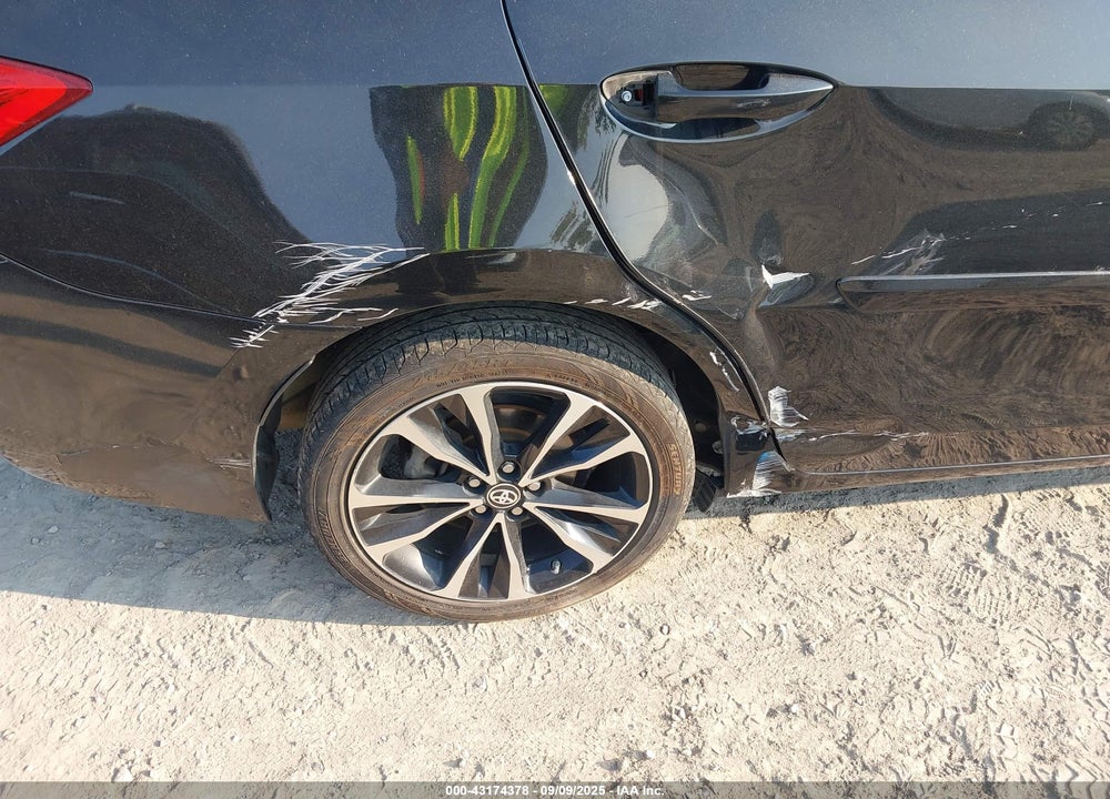 2017 TOYOTA COROLLA VIN: 2T1BURHE6HC955212