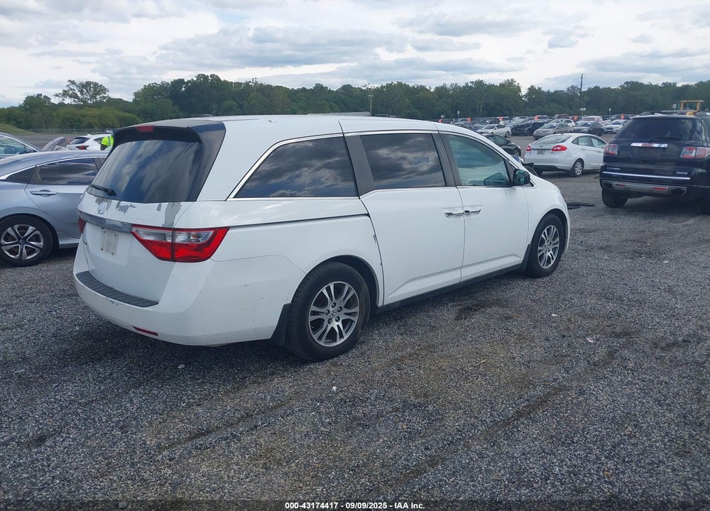 2011 HONDA ODYSSEY EX-L VIN: 5FNRL5H69BB008235