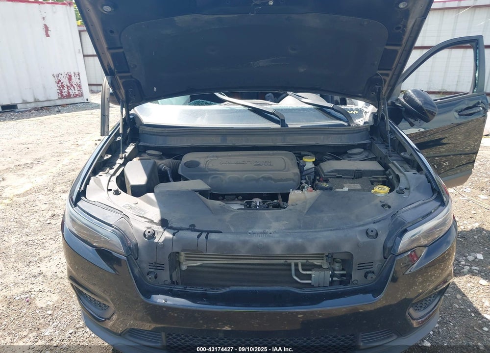 2020 JEEP CHEROKEE LATITUDE FWD VIN: 1C4PJLCB9LD639632