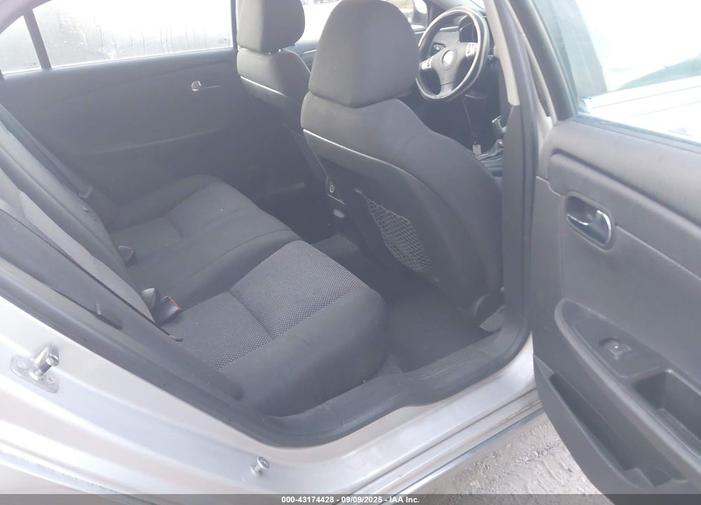 2011 CHEVROLET MALIBU VIN: 1G1ZC5E13BF298890