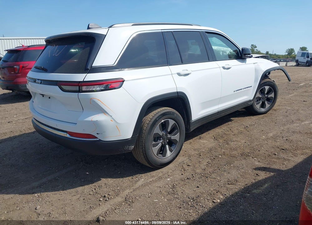 2025 JEEP GRAND CHEROKEE 4XE VIN: 1C4RJYB64S8700144