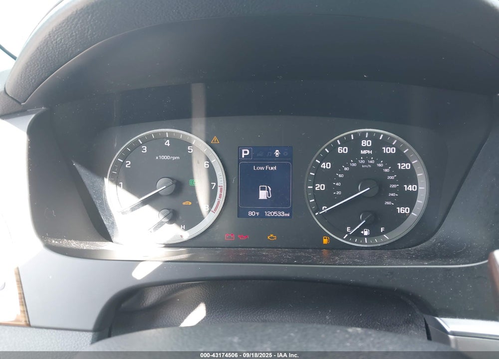 2015 HYUNDAI SONATA VIN: 5NPE34AF5FH171152