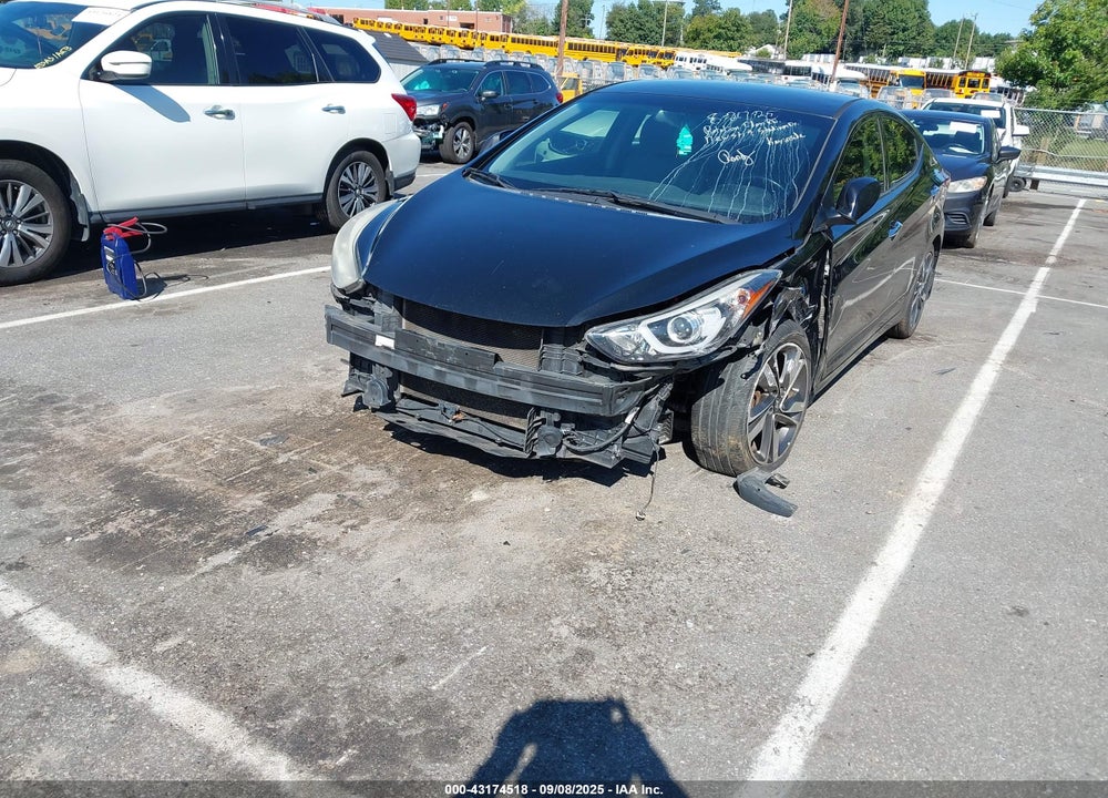 2015 HYUNDAI ELANTRA VIN: 5NPDH4AE3FH571425