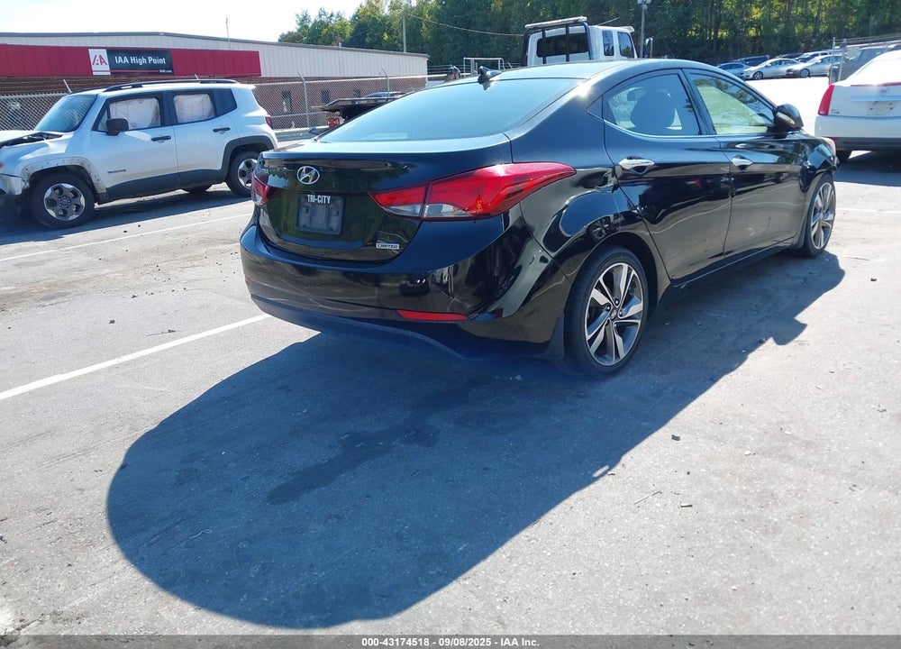 2015 HYUNDAI ELANTRA VIN: 5NPDH4AE3FH571425