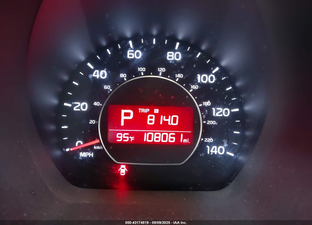 2016 KIA SOUL VIN: KNDJN2A27G7329152